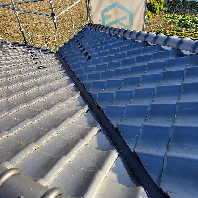 市川三郷町　谷板金交換